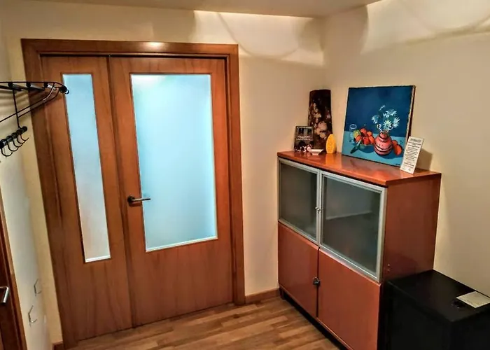 アパート Bonito En アインサ