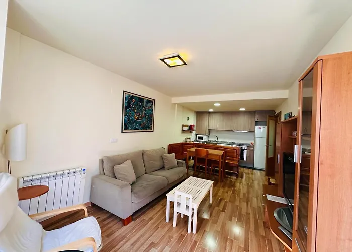 アパート Bonito En アインサ